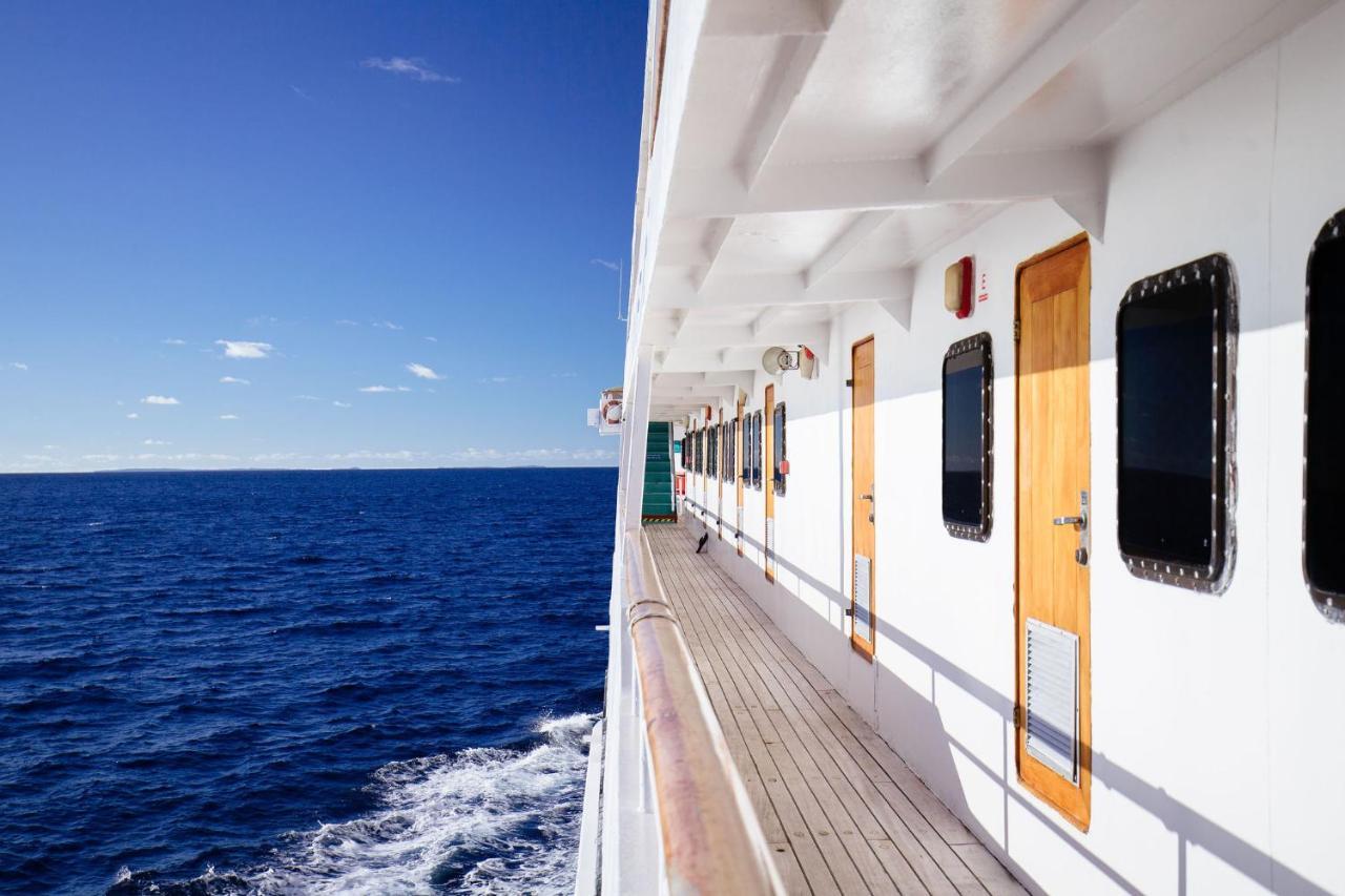 Captain Cook Cruises Fiji Insel Denarau Exterior foto